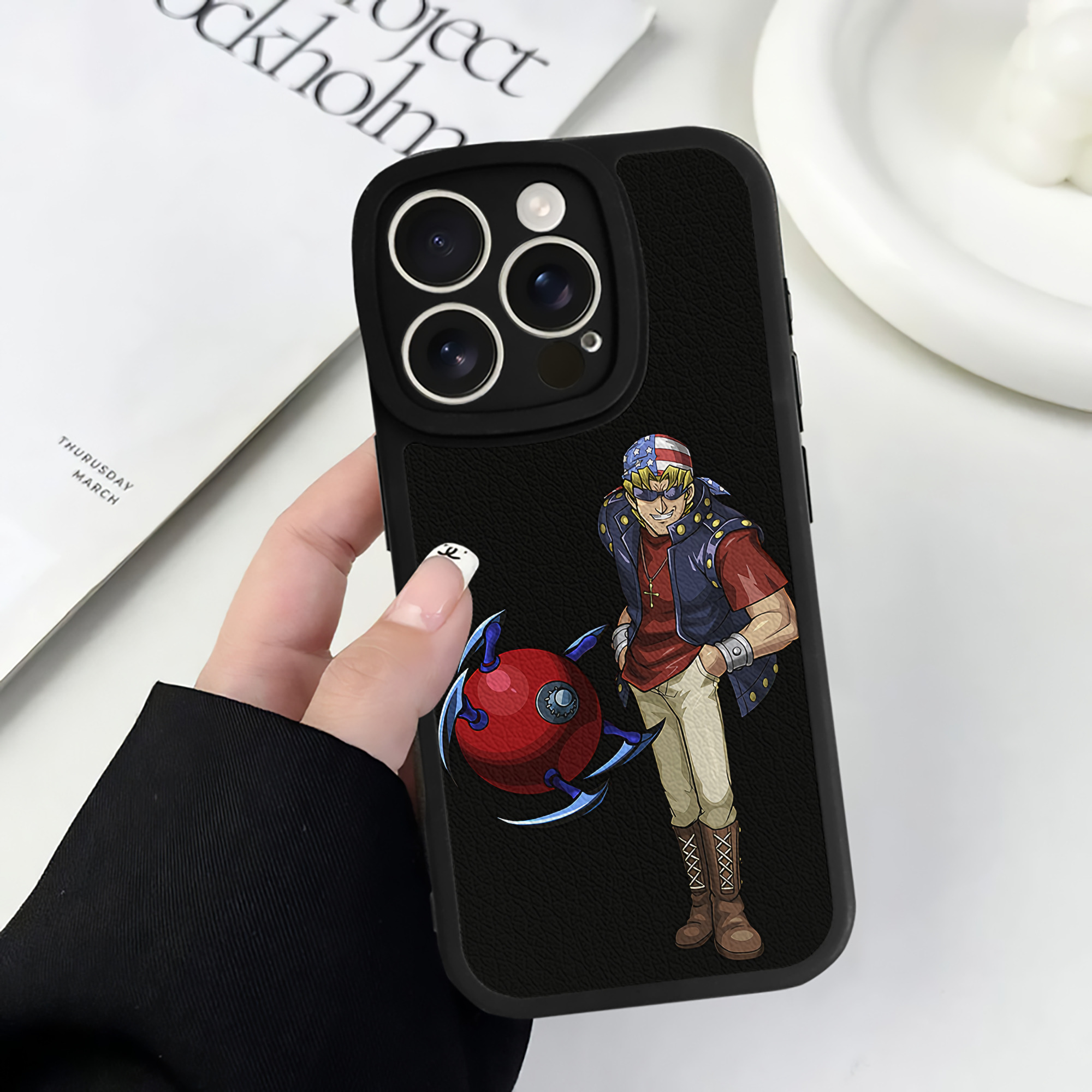 （画像用） 遊☆戯☆王 Yu-Gi-Oh! 【iPhone 16シリーズ対応】シリコンスマホケース（レザー調） 材質：シリコン
